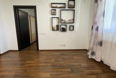 Apartament cu 3 camere în Central - 2