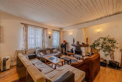 Locuinta cu caracter,doua niveluri,4 camere,terasa,garaj,curte,Centru Istoric Br - 36