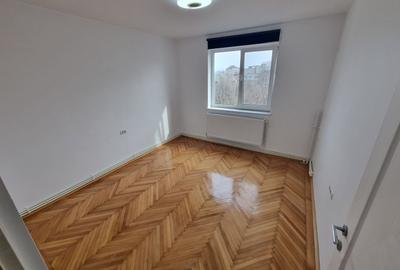 Apartament cu 2 camere semidecomandat în Tomis Nord - 2