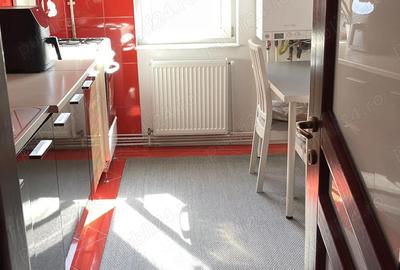 Apartament cu 3 camere decomandat în Central - 2