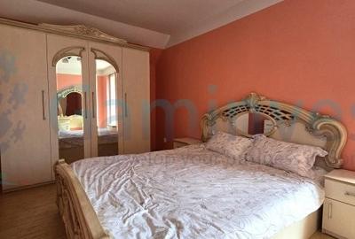 Casă individuală cu 11 camere cu Teren 781 Mp în Pietroasa - 10