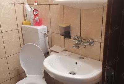 Vind sau inchiriez garsoniera confort redus 12 m patrati zona gara Burdujeni - 6