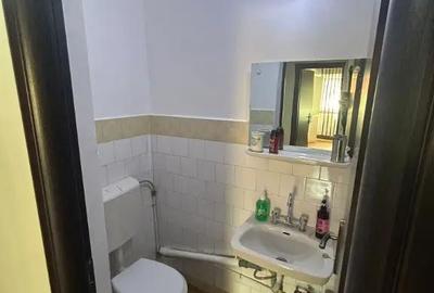 Apartament cu 3 camere decomandat în Arcu - 4