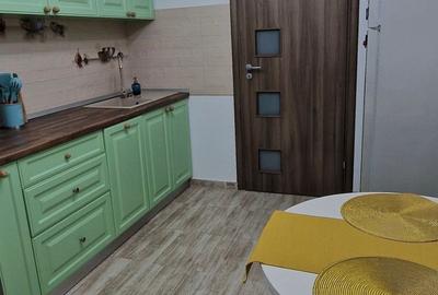 Inchiriez Apartament 3 Camere Decomandat - 6