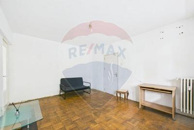 Apartament cu 3 camere de vanzare in zona Campia Libertatii - 2