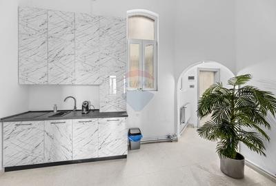 Birou, de 90 mp, în Ultracentral - 12