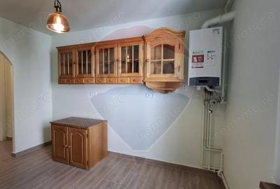 Apartament cu 3 camere decomandat în Tudor - 10