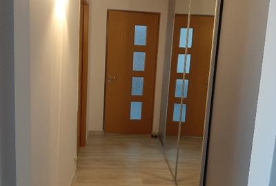 Apartament 4 camere, micro 16,complex sitetu - 9