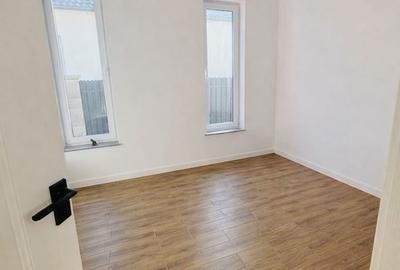 Casă cu 3 camere cu Teren 350 Mp în Central - 4