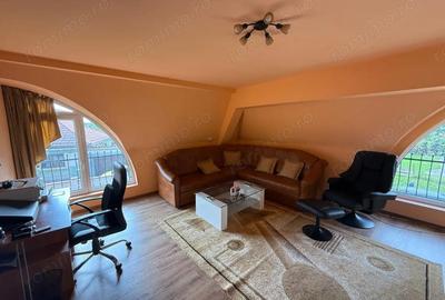 Casă cu 7 camere în Semicentral - 2