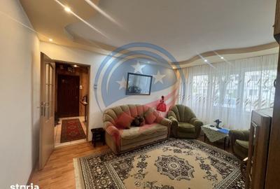 Apartament cu 3 camere semidecomandat în Craiovița Nouă - 2