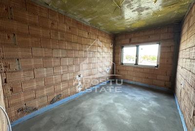Casă cu 5 camere cu Teren 300 Mp în Giroc - 1
