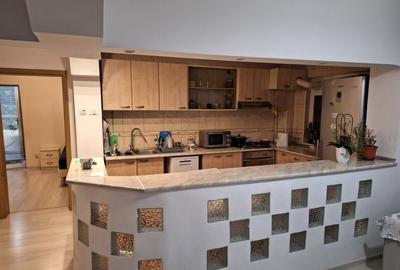 Apartament cu 4 camere decomandat în Timpuri Noi - 11