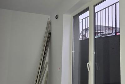 Apartament  cu balcon, demisol – construcție nouă-acces strada principala - 5