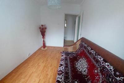 Apartament cu 3 camere semidecomandat în Dunărea - 4