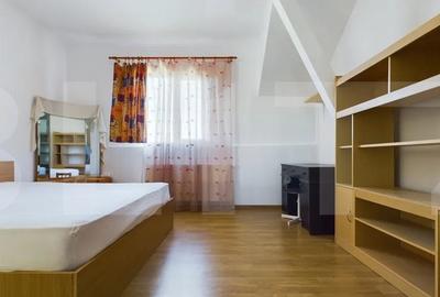 Apartament de vanzare, cu 4 camere, 80 mp, zona Parcul Bucovina Apartament de vanzare, cu 4 camere, 80 mp, zona Parcul Bucovina - 10