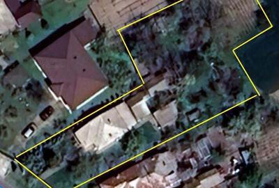 Casă cu 4 camere cu Teren 1200 Mp în Poenari - 1