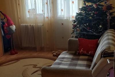 Apartament cu 2 camere decomandat, mobilat în Nicolina