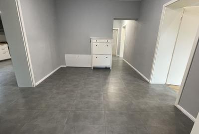 Casa spatioasa,amenajata in zona Lipovei - 8