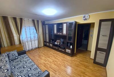Apartament 2 camere, Ura - 3