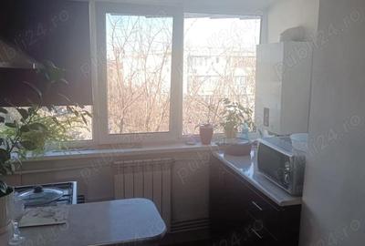 Apartament cu 3 camere decomandat în Țiglina 2 - 8