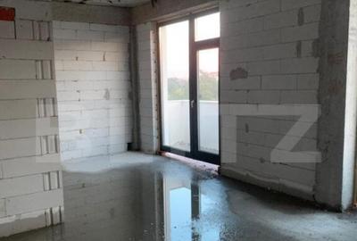 Spațiu comercial, de 640 mp, în Șagului