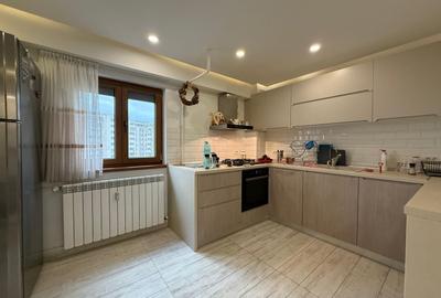 Apartament cu 3 camere decomandat, mobilat în Calea Călărașilor