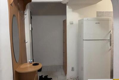 Apartament cu 2 camere nedecomandat în 9 Mai - 8