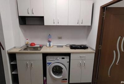 Garsonieră semidecomandată în UTA - 2