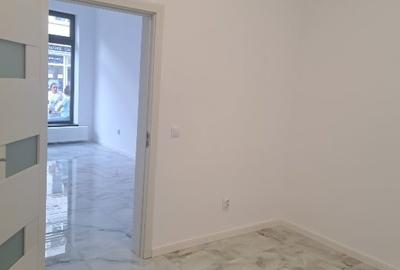 Spațiu comercial, de 45 mp, în Tineretului
