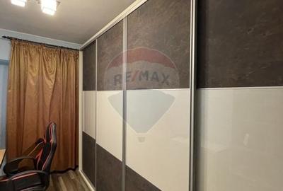 Apartament cu 4 camere de vanzare in zona Inel I - 9