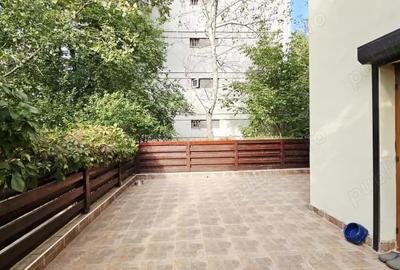 Crangasi, apartament la curte si terasa si garaj - 4