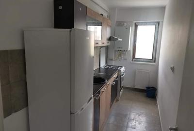 Garsonieră decomandată în Vișan - 3