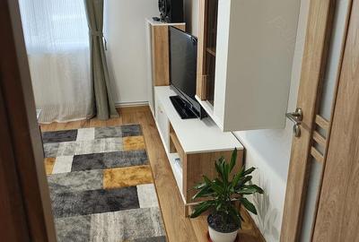 Apartament cu 2 camere decomandat în Central - 2