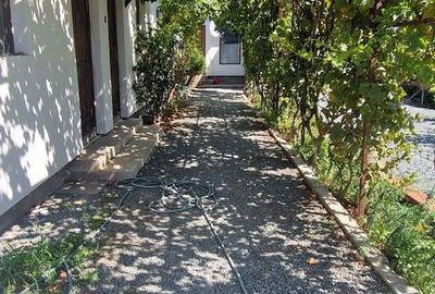 Casă cu 4 camere cu Teren 500 Mp în Corbu - 2