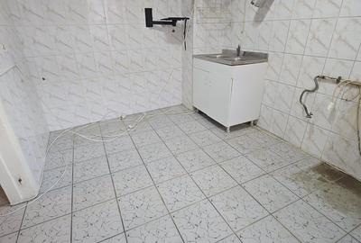Apartament cu 2 camere semidecomandat în Berceni - 2