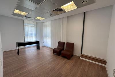 Spațiu comercial, de 200 mp, în Pipera - 4