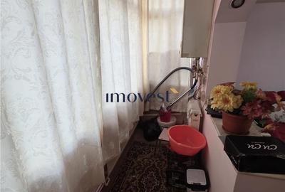 Apartament cu 3 camere semidecomandat în Micro 16 - 3