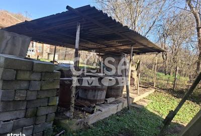 Casă cu 4 camere în Șuvița - 6
