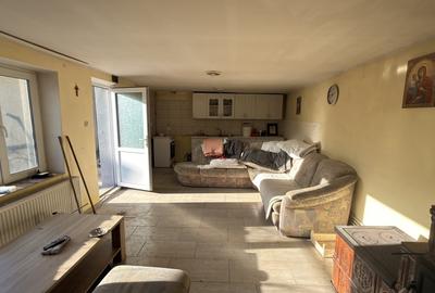 Casa 3 camere + curte 168mp in Avrig - 3