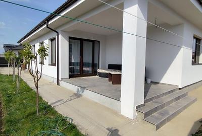 Casă cu 2 camere cu Teren 440 Mp în Nufărul - 5