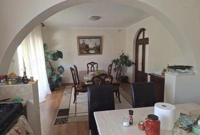 Casă cu 8 camere în Semicentral - 19