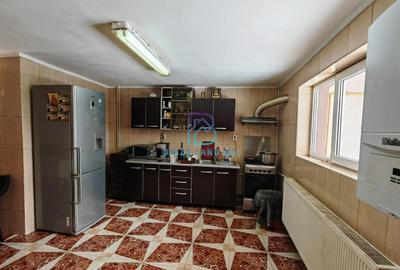 Soseaua Chitilei, zona Marmurei, casa P+E, suprafata 110mp, 4 camere teren 192mp - 10