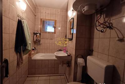 Apartament cu 2 camere decomandat în Toplița - 5