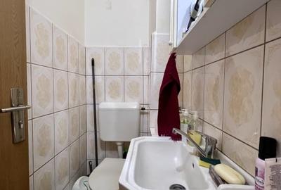 Apartament cu 3 camere semidecomandat, mobilat în Lipovei - 10