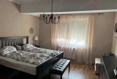 Apartament cu 4 camere decomandat în Central - 1