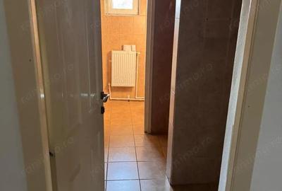 Mureseni - Inchiriere spatiu birou - Str. Cisnadie - 7