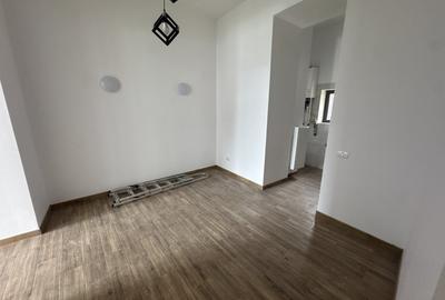 Birou, de 60 mp, în Unirii - 4