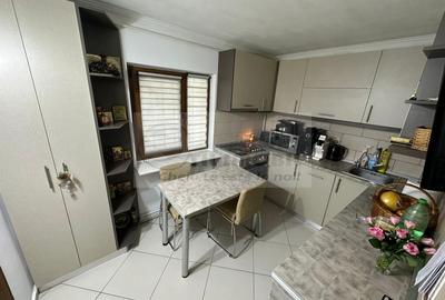 Apartament cu 4 camere în Nicolina - 1