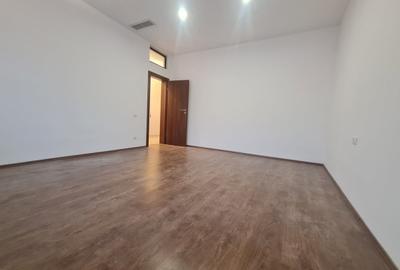 Apartament cu 4 camere decomandat în Herăstrău - 14